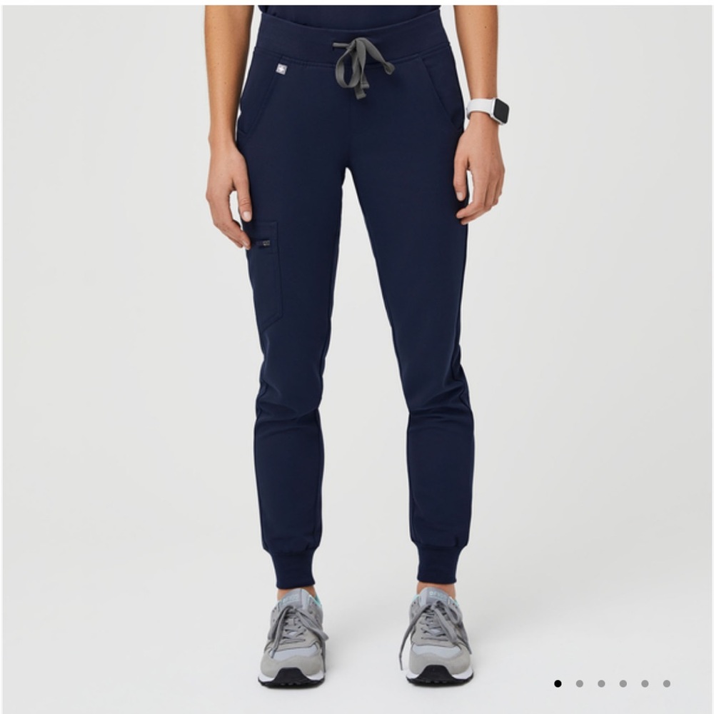 FIGS ZAMORA JOGGERS - SMALL PETITE (NAVY)